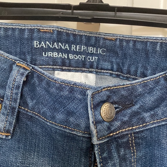 Banana Republic Urban Boot Cut, Size 4 - Picture 3 of 9